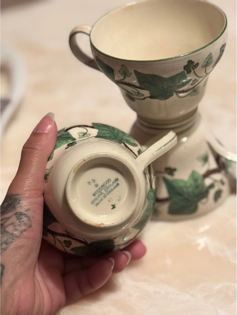 Wedgwood Napoleon Ivy tea cups
